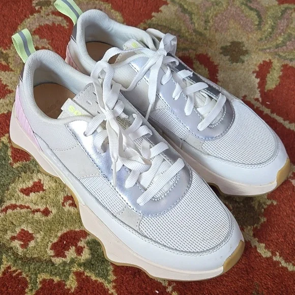 Sorel Kinetic Impact Wonder Lace PINK + WHITE running Shoes - Picture 2 of 8